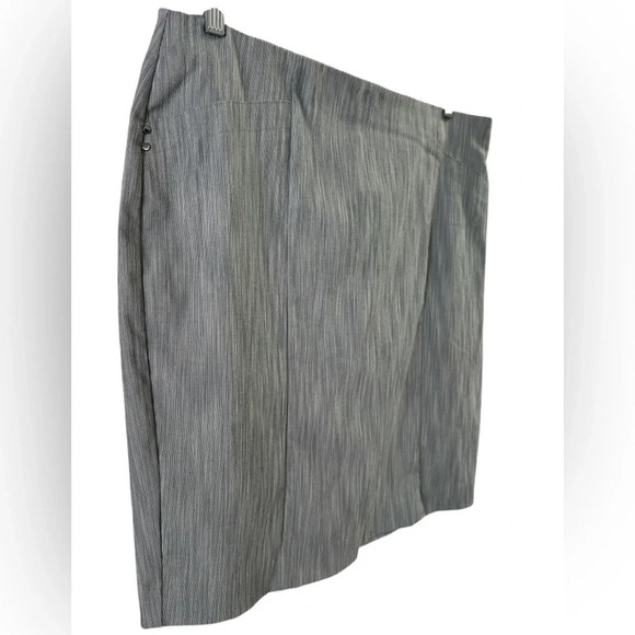 Alfani classy grey high waisted mini pencil skirt - Picture 2 of 4